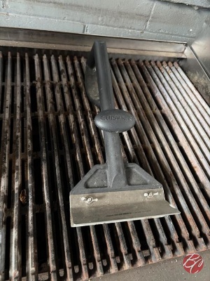 Cruisinart Grill Scrapper