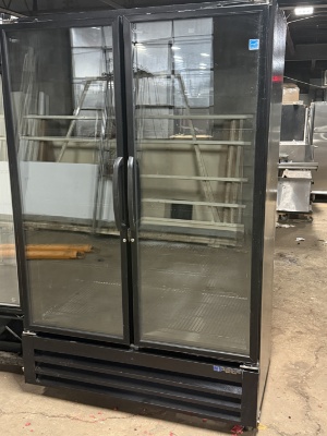 Masterbilt 2-Door Glass Cooler