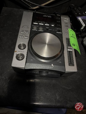 Pioneer CDJ-200 Compact Disc Player
