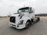 2013 VOLVO T/A TRUCK TRACTOR