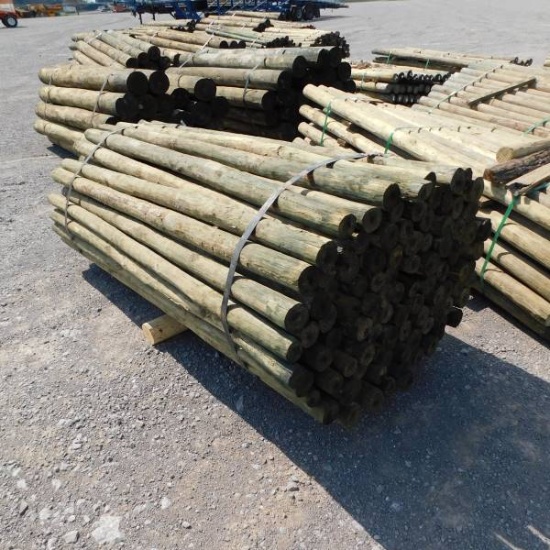 (1) BUNDLE OF WOODEN FENCE POSTS