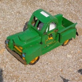 JOHN DEERE METAL ART TRUCK