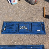 DECORATIVE METAL FORD TAILGATE