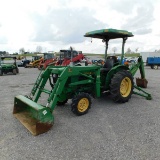 JOHN DEERE 850 LOADER BACKHOE