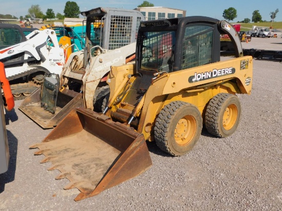 2003 DEERE 250 SKID STEER