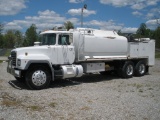2003 MACK RD688S T/A FUEL & LUBE TRUCK