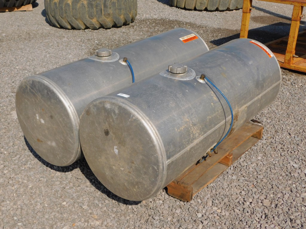 (2) FREIGHTLINER EQUIFLO OTR ALUM FUEL TANKS Proxibid