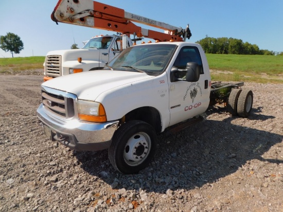 2000 FORD F550XLT SD S/A CAB & CHASSIS
