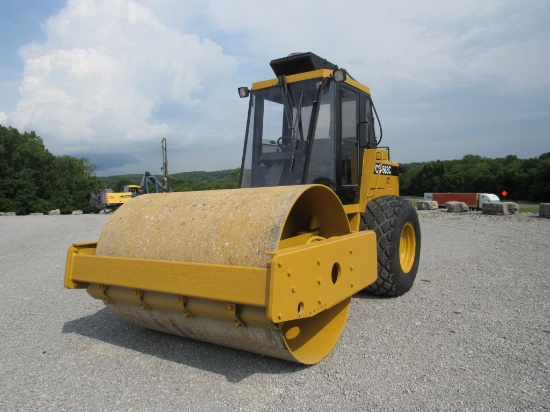 1996 CAT CS563CAW VIB SMOOTH DRUM COMPACTOR