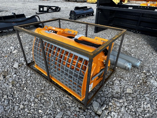 NEW LANDHONOR CONCRETE/MATERIAL BUCKET