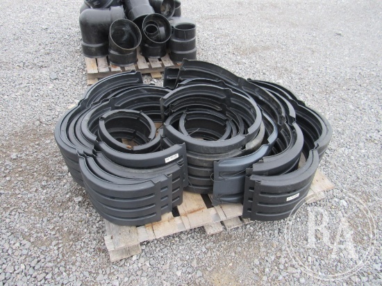 LOT OF BLACK CORRUGATED PIPE