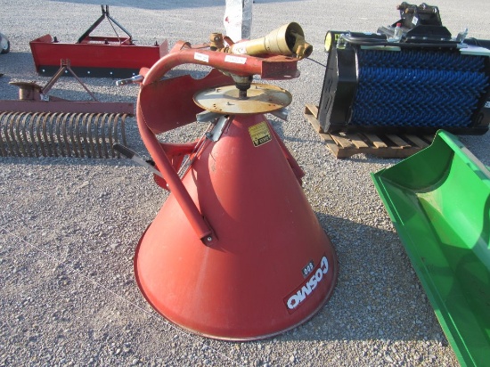 COSMO S500U FERTILIZER SPREADER