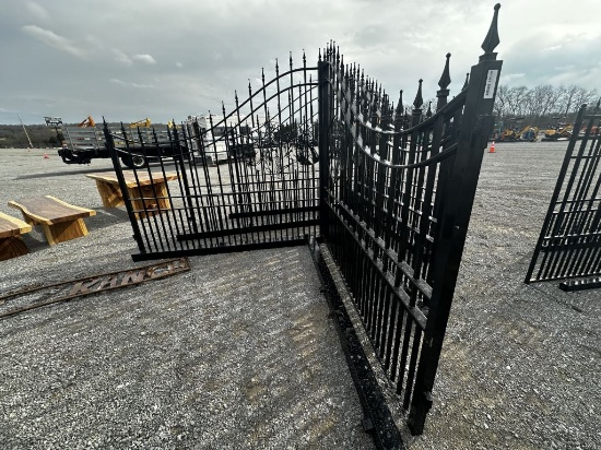 16' BI-PARTING ENTRY GATES