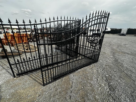 16' BI-PARTING ENTRY GATES