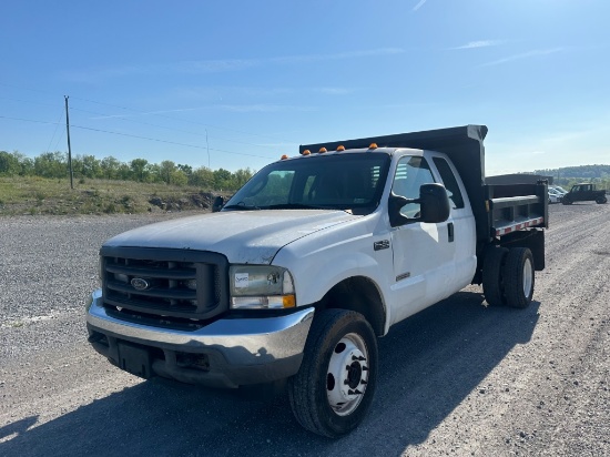 2004 FORD F450 SINGLE AXLE DUMP TRUCK