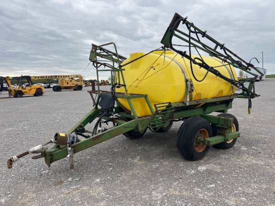 TOP AIR 1000 GAL PULL TYPE SPRAYER