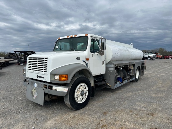 1999 INTERNATIONAL 4700 FUEL TRUCK