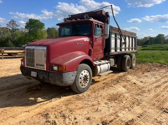 1994 INTERNATIONAL TANDEM AXLE DUMP TRUCK