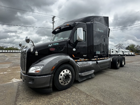 2019 PETERBILT 579 TANDEM AXLE TRUCK TRACTOR