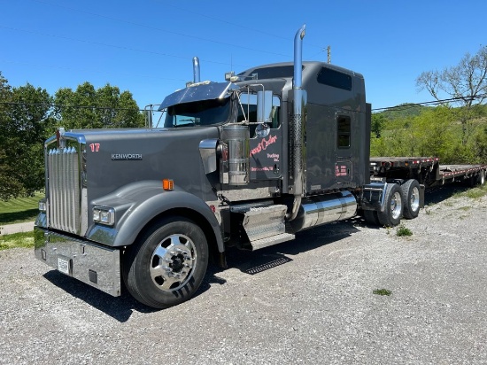 2017 KENWORTH W900 TANDEM AXLE TRUCK TRACTOR GLIDE