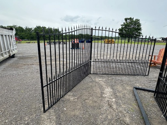 16' BI-PARTING ENTRY GATES