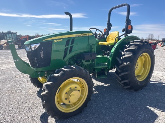 JOHN DEERE 5055E FARM TRACTOR
