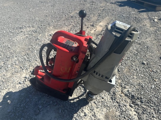 MILWAUKEE ELECTROMAGNETIC DRILL PRESS