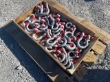 FLAT PALLET OF SHACKLES