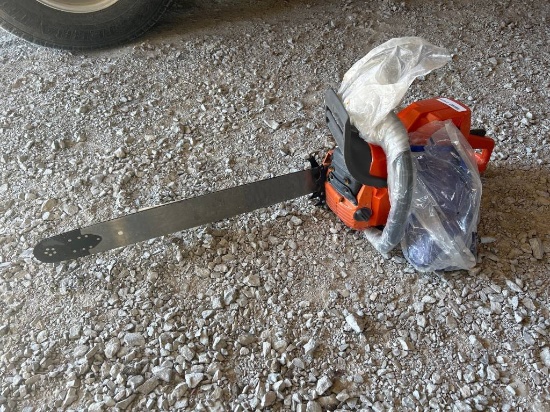 COMMERCIAL GRADE CHAINSAW