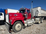 1991 MACK RW713 SUPERLINER TANDEM AXLE TRUCK TRACT