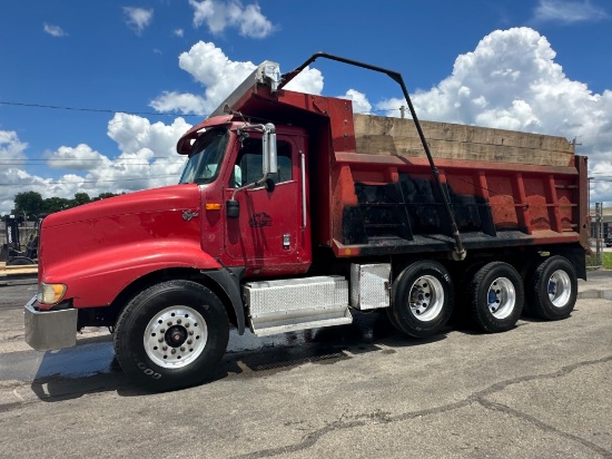 2000 INTERNATIONAL 9200I TRI AXLE DUMP TRUCK