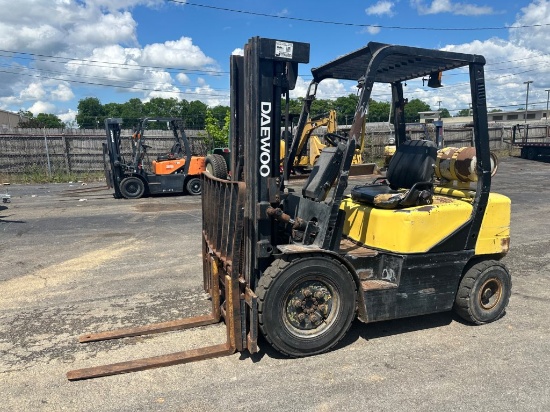 DAEWOO G25E-3 FORKLIFT