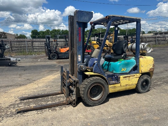 KOMATSU 30 FORKLIFT