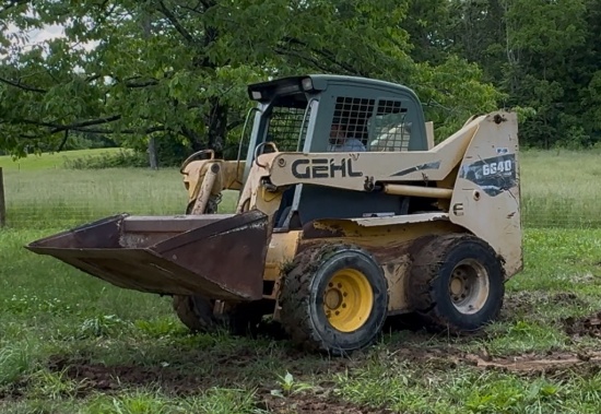 GEHL 6640 TURBO SKID STEER