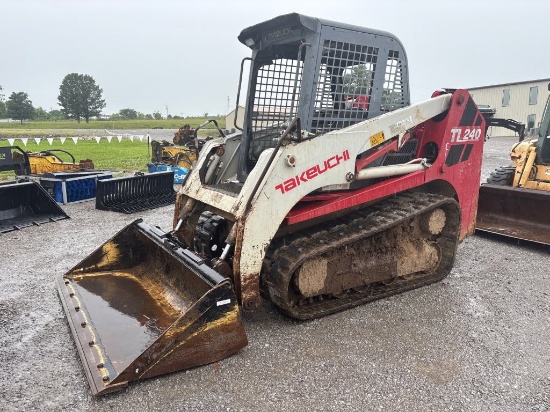 2010 TAKEUCHI TL240 COMPACT TRACK LOADER