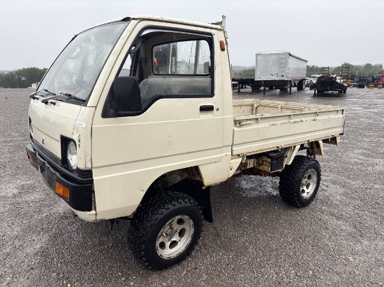 MITSUBISHI MINICAB SUPER MINI TRUCK