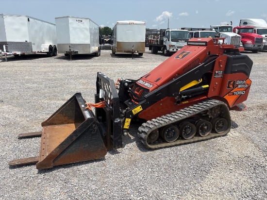 DITCH WITCH SK1050 MINI SKID STEER