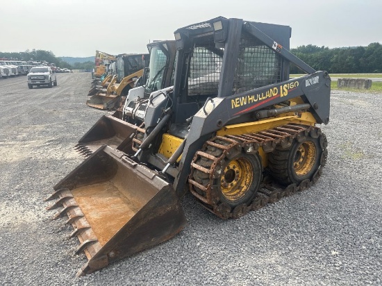 NEW HOLLAND LS160 SKID STEER