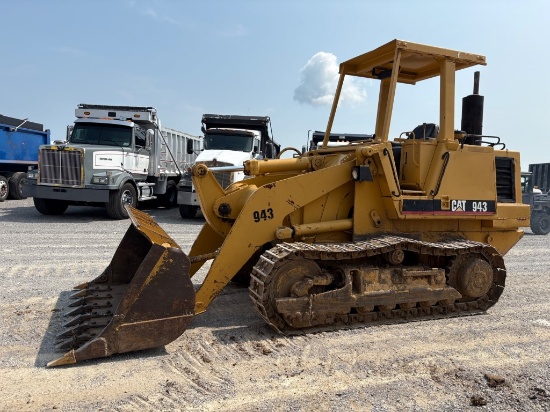 1980 CAT 943 CRAWLER LOADER