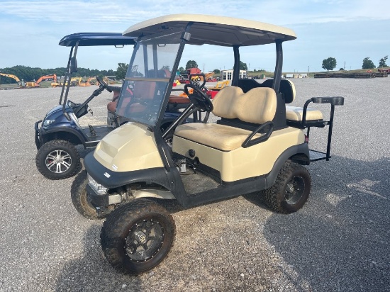 CLUB CAR 4 SEATER GOLF CART