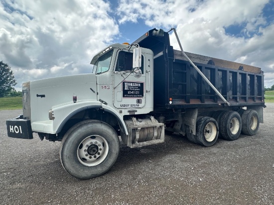 2001 FREIGHTLINER FLD112SD TRI-AXLE DUMP TRUCK