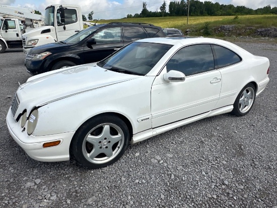 2002 MERCEDES CLK320 COUPE