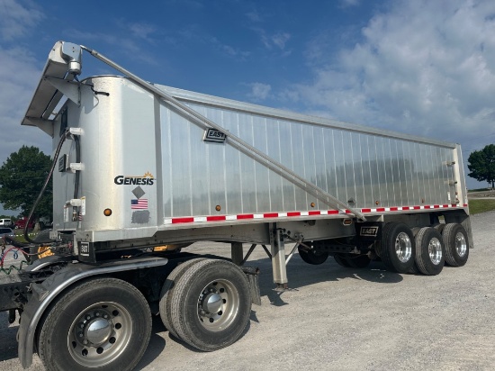 2020 EAST 30' TRI AXLE ALUMINUM FRAME DUMP TRAILER