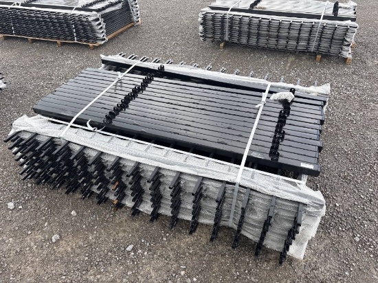 LOT OF FENCING PANELS