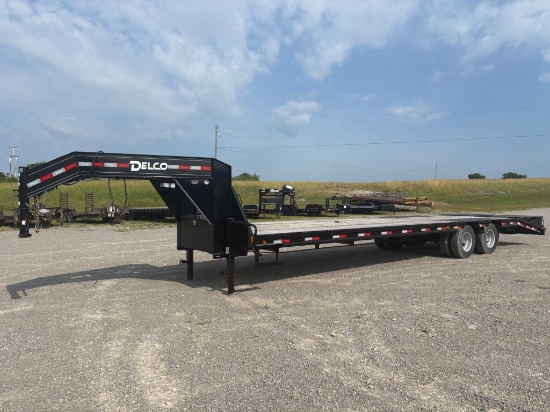2023 DELCO 102" X 32’ TANDEM AXLE GOOSENECK TRAILE