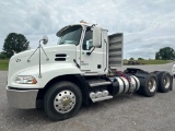 2014 MACK CXU613 GOLD DOG TANDEM AXLE TRUCK TRACTO