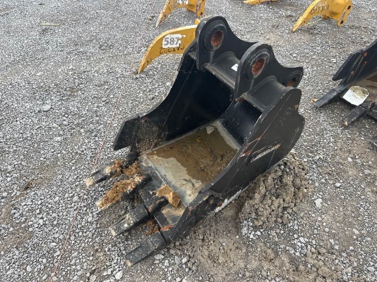 LANDHERO 18" BUCKET