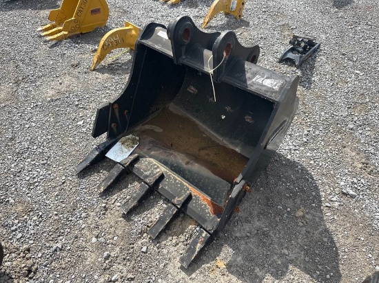 LANDHERO 30" BUCKET