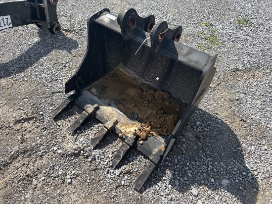 LANDHERO 30" TOOTH BUCKET