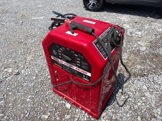 LINCOLN ELECTRIC AC-225 ARC WELDER